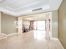 4室2厅荣尊堡国际公寓