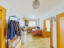 科学园边户三居室、客厅带窗户、小区全新改造、