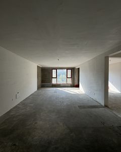 奎文河畔6层电梯洋房 中间楼层带地下室 多套房源