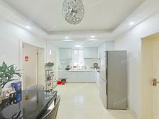 好楼层小两房,南北通透,书包没占用,好谈