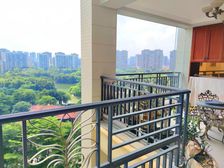 一线湖景 王座大平层 中层南向望一线湖景,甲A级房源