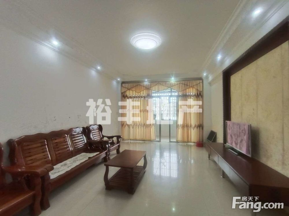 银丰花园 3 房 125.07 方 配套成熟 交通便利