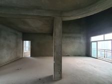 巴南区 日月山庄 五房 136万