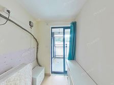 倔强阿姨不愿意向市场低头,高调说卖不卖无所谓,掩护他人撤退!