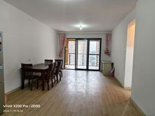 万达中央华城5房+南北简装真实好房