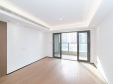 低楼层 5楼 欢迎预约看房 万科新都会 4室2厅 精装修