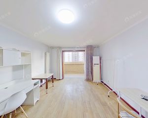 知春路楼龄新 塔楼 厅朝南 卧室朝南 次卧朝西 罕有方正户型