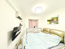 122平飞机户型大三房,非常诚意卖,值得购买,不要犹豫!