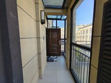 海上风华上叠,4复5送超大阁楼,阁楼40平左右,次新房