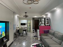 沙坪坝区 融创滨江壹号观麓台 四房 160万