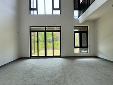 龙湖蠡湖天著 联排别墅 南向大花园 带大露台 次新近百米高喷