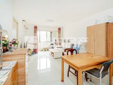 2室1厅世华龙樾一期西区