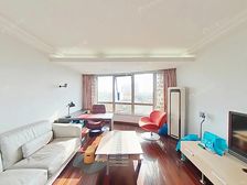 南北通透,位置安静。楼层佳,小区停车不紧张,诚意出售,价可谈