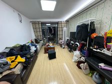 嘉秀新苑3室2厅2卫1阳台南15/18层