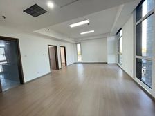 辉煌精装修。南北通透 。空房随时入驻