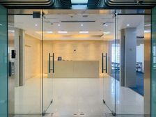 车道沟地铁边,嘉豪大厦460平 整层 带燃气 精装出租。