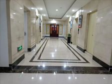 航天桥,光耀东方大厦,210平450平精装带家具,正对电梯