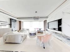 精装全新未住人,边套.采光面大 客餐厅一体 宽敞明亮