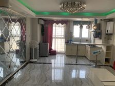 巴黎国际广场 1房 380000.0 三证齐全