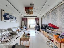 香城颐园 精装三房 楼层佳 采光全天 厨房大 随时看