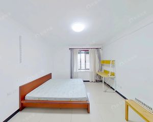 总监推荐 北大燕北园 低层正规大一居 全明户型 满五急售