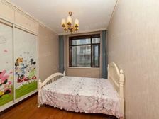 富士庄园联排别墅 精装修好未住 地热供暖70年产权落地窗