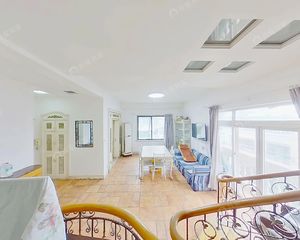 西湖边新出次新房 房东抛售 送露台 跃层 吴山广场旁