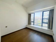 一梯一户小高层,全新精装未住,楼层位置好,近,甲A级房源