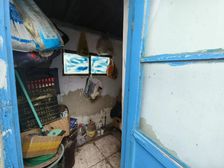 太阳沟独门独院手续齐全可过户可翻新可翻盖土地使用约230多平