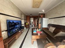 正南龙光君悦华庭3室2厅精装修