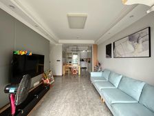 沙坪坝区 融创滨江壹号一期 四房 145万