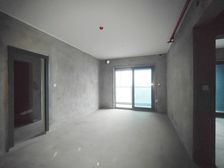 视线好 江北嘴公园里 三房 170万