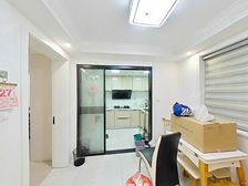 不多见的双南两房带大花园,精装自住,保养很不错,姐姐灰常诚心