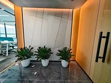 西大望路地铁平乐园站 阳光财富大厦167平精装遗留带家具出租