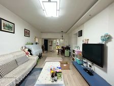 华宇广场 平层三房带露台 安心卖
