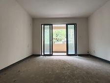 照母山光环轻轨旁洋房。香港置地阅林三房 243万 房源保真!