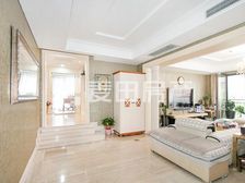 4室2厅荣尊堡国际公寓