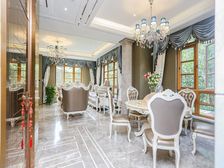 费用可谈0.8,中环内次新联排别墅,前后花苑,上下5层,双车