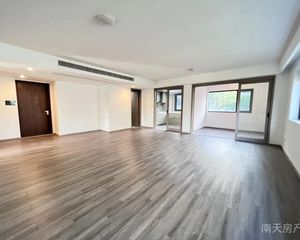 绿城·春熙潮鸣4室2厅2卫南朝向580.0万元/套出售