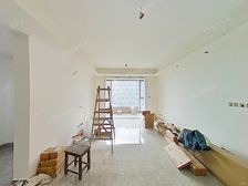 近卡园 精装修大一房 好楼层 采光通风无影响 诚售随时看房