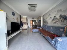 正南 华润万象华府 4室2厅 精装修