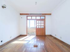 新普陀+梅陇??电梯中间层??东边套一房一厅