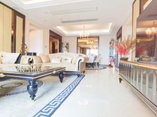 近国金风情街正看来福士精装大三房朝东南有地暖空调