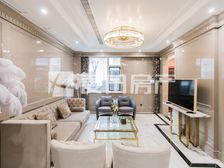 浪漫风格 直接拎包入住 带电梯联排