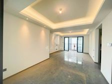 头等位置,楼层好,视野开阔 ,业主诚心出售,甲A级房源