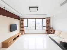 海尚壹品,送两个大露台,可以做5房,业主诚意出售,看房提前约