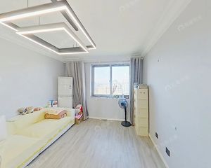 观成,楼层好,视野开阔,采光充足