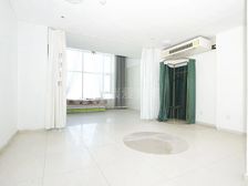 上下两层,东向看花园,中高层,视野好,诚意卖