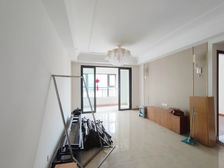 江北嘴 轻轨出口旁 恒大中央广场精装三房 业主急售