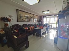 南北通透明珠花园4室2厅精装修